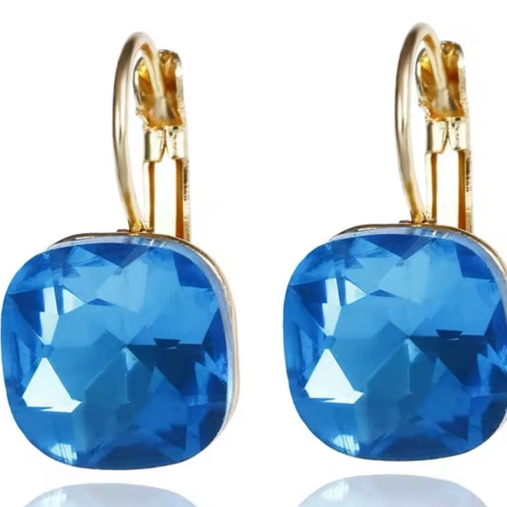 NEW Elegant Blue and Gold Drop Earrings